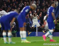 pg模拟器在线试玩-包含太狠了！C罗在公牛比赛中大胜库里与70激战DWG分钟，Ming新星出色防守表现惊艳的词条